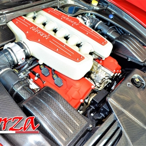 Ferrari 599 rossa motore tutto carbonio
