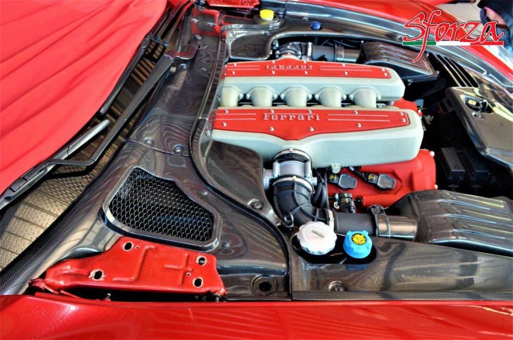 Ferrari 599 vorne Windschutzscheibe abdeckung carbon