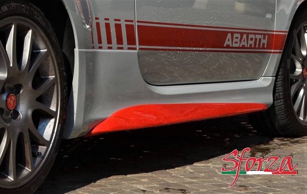 Abarth 595 fiberglass profile sideskirts