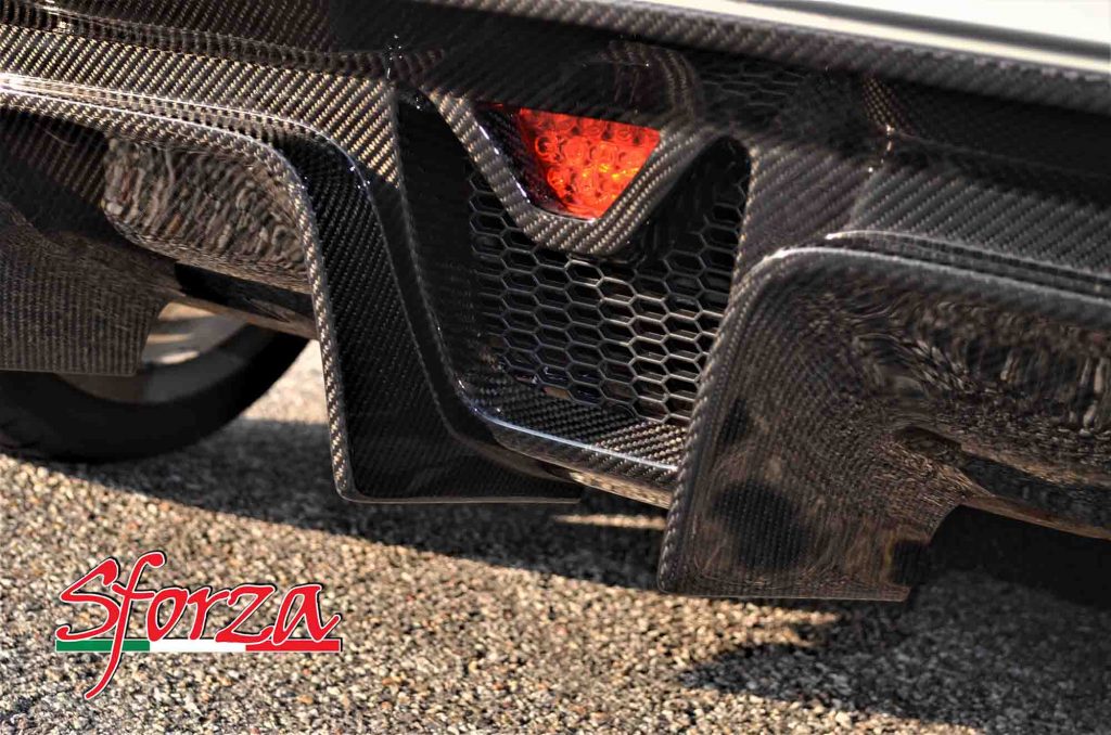 Abarth 500 carbon rear diffuser stop light
