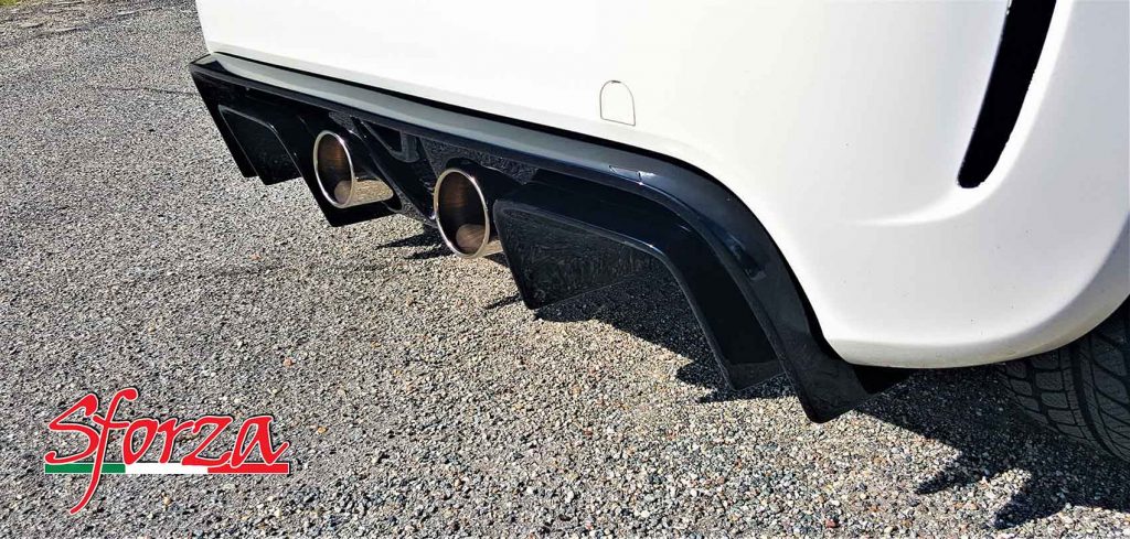 Abarth 500 fiberglass rear diffuser central exhaust sforza series 3