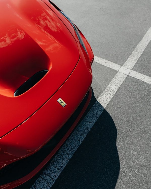 Ferrari F8 vorne lufteinlass Carbon